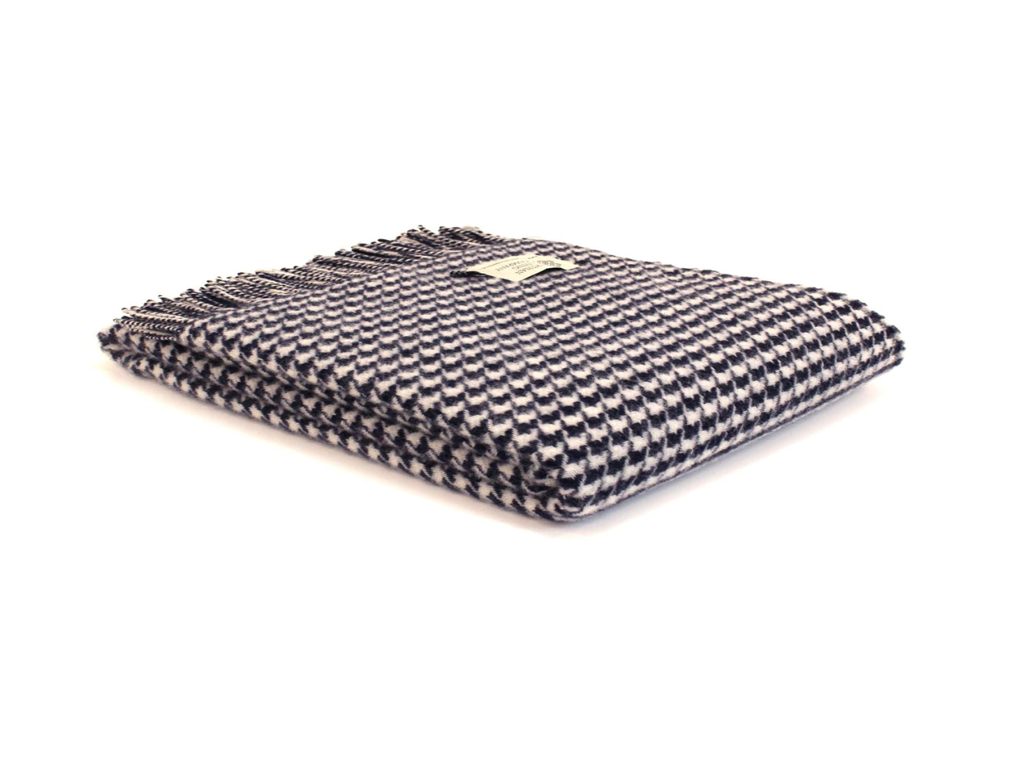 Houndstooth Grape Pure New Wool Throw